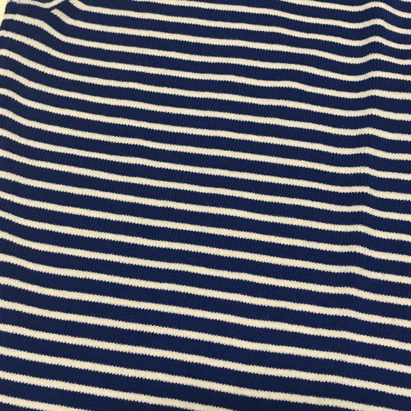 NWT Banana Republic Blue & White Striped Tank with V Back - Picture 2 of 5
